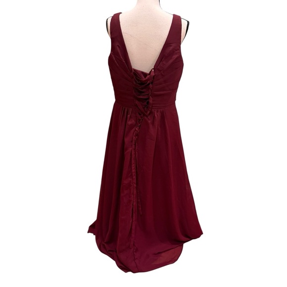 Women’s Size 16 Burgundy Sleeveless Ruched Maxi Dress Lace Back Formal Gown - Picture 7 of 16